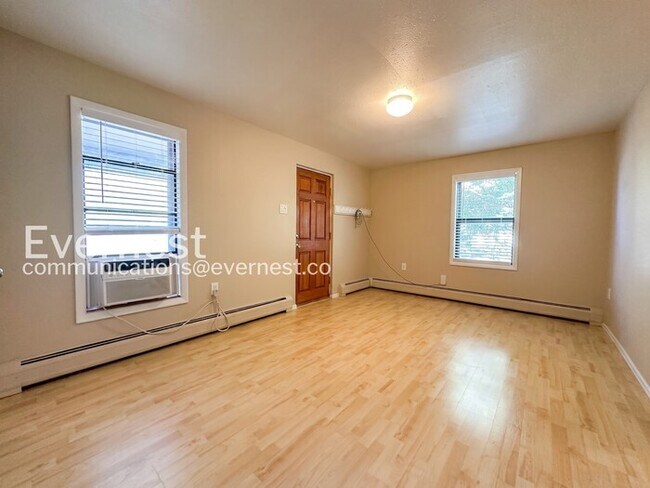 Foto del edificio - 720 E Colorado Ave