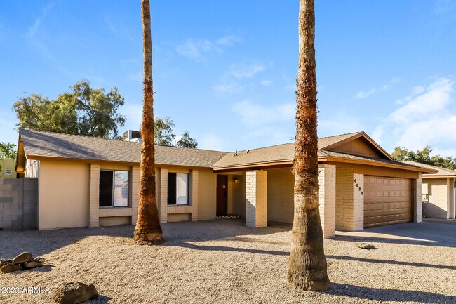 Foto del edificio - 4029 W Christy Dr