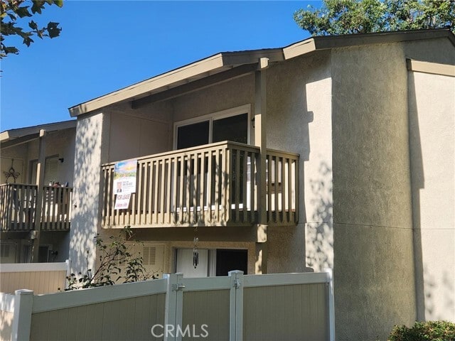 Building Photo - 26241 Las Flores
