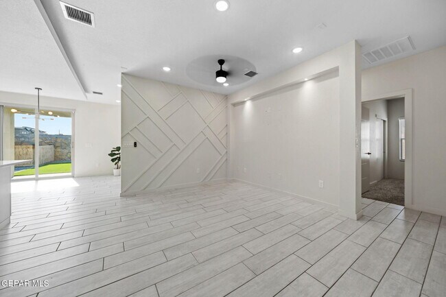 Foto del edificio - 3741 Peak Pl