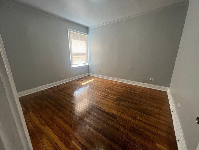 Foto del edificio - 6611 S Greenwood Ave