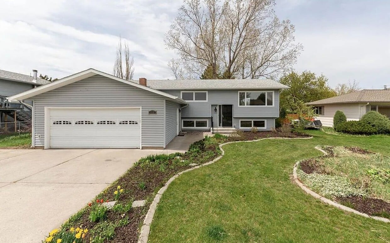 Foto principal - FULLY GUTTED & RENOVATED 5-Bedroom Home in...