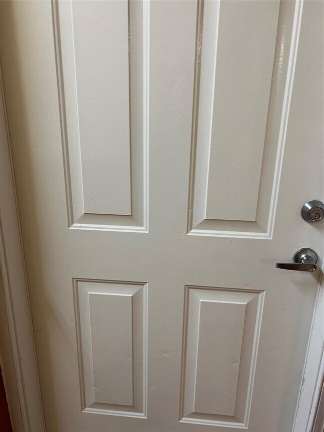 Foto del edificio - 2910 NW 56th Ave