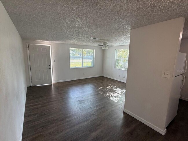 Foto del edificio - 5322 S Lockwood Ridge Rd