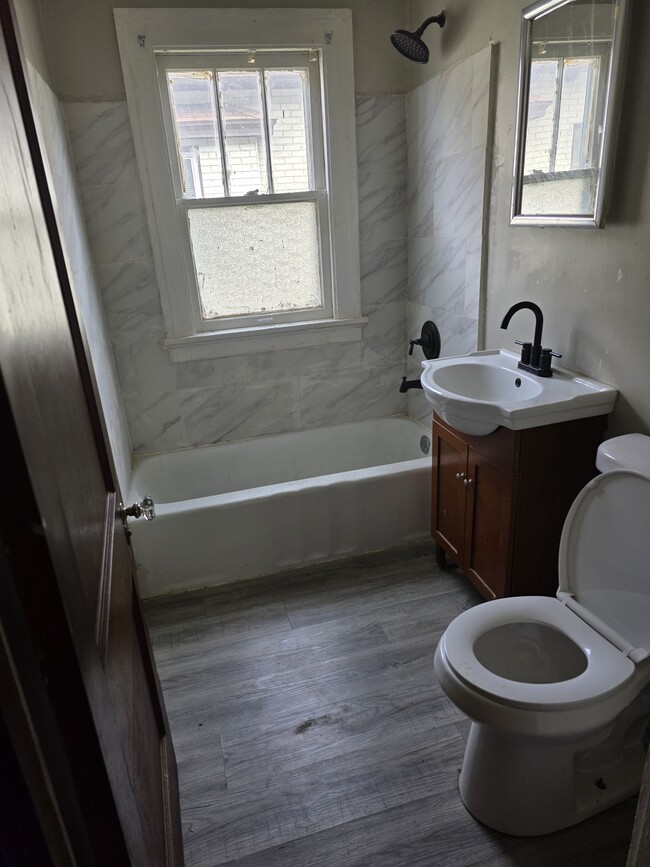 Foto del edificio - 3750 N 27th St