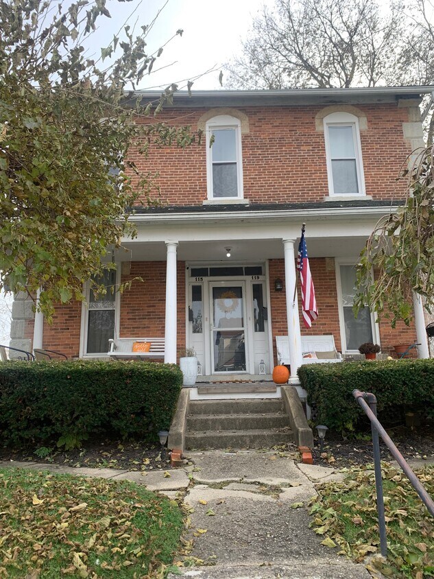 Primary Photo - 115 Western Ave