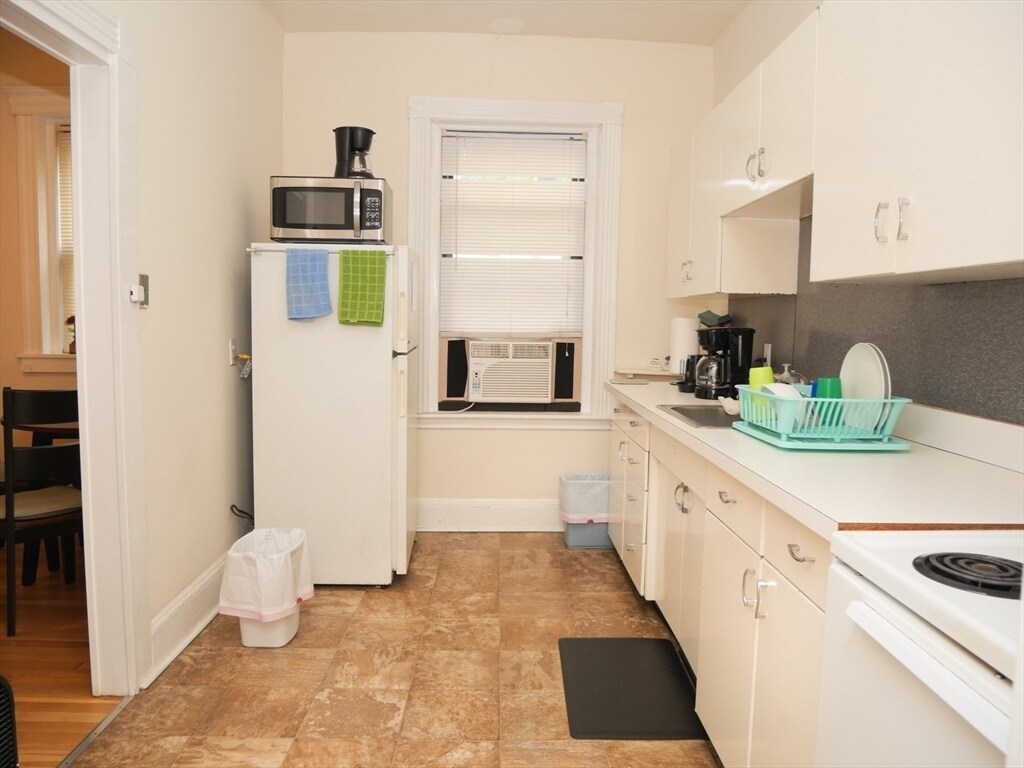Foto principal - 395 Harvard St