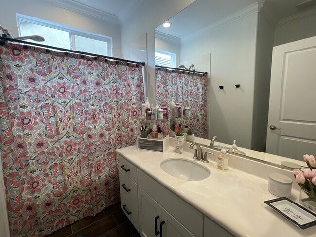 Building Photo - 3119 Adriana Ln