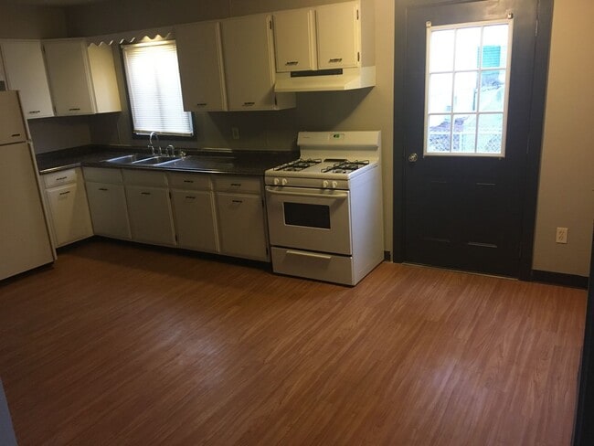 Foto del edificio - 290-330 N 3rd St