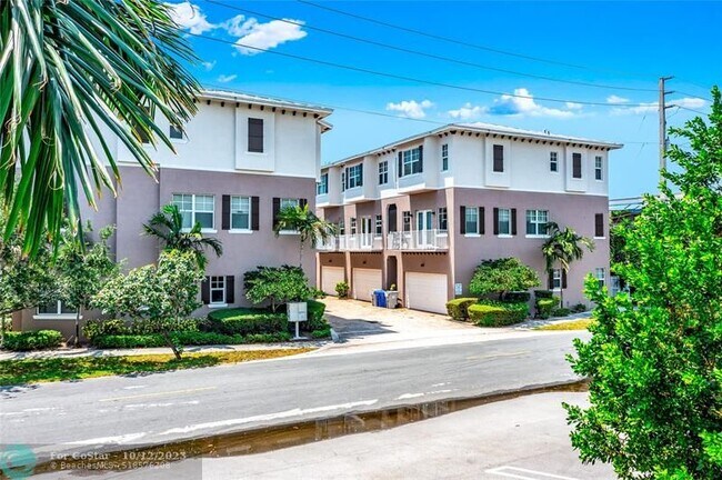 Foto del edificio - 2228 NE 2nd St