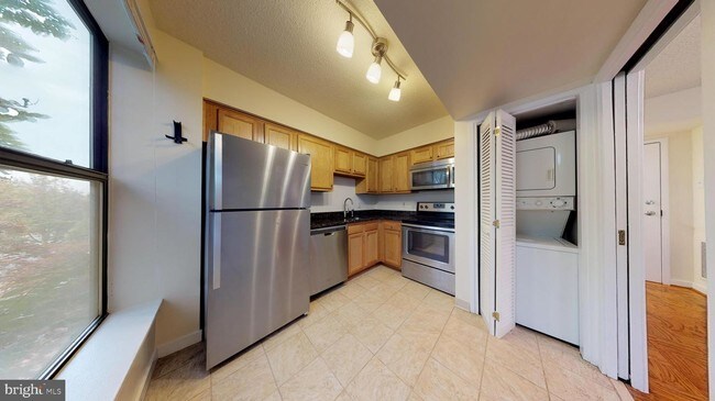 Foto del edificio - 2501 K St NW