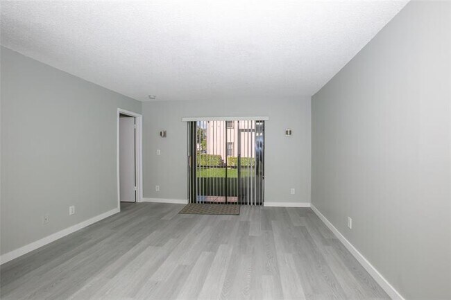 Building Photo - 10557 NW 10th St