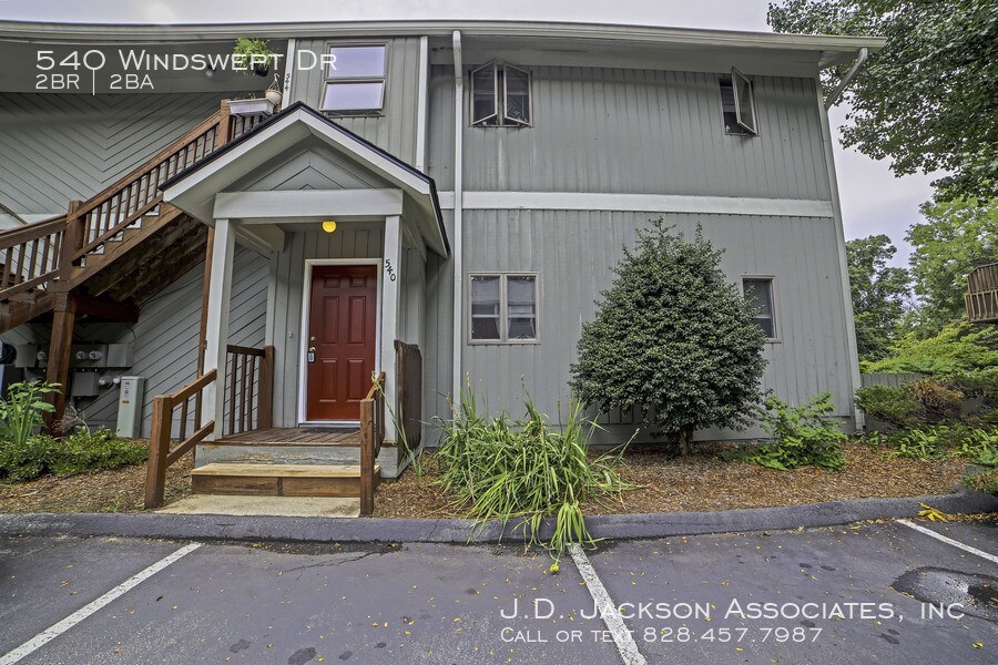 540 Windswept Dr, Asheville, NC 28801 Condo for Rent in Asheville, NC