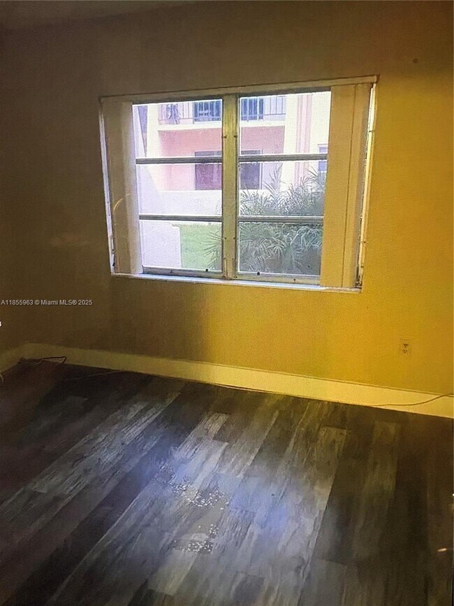Building Photo - 13864 SW 90th Ave