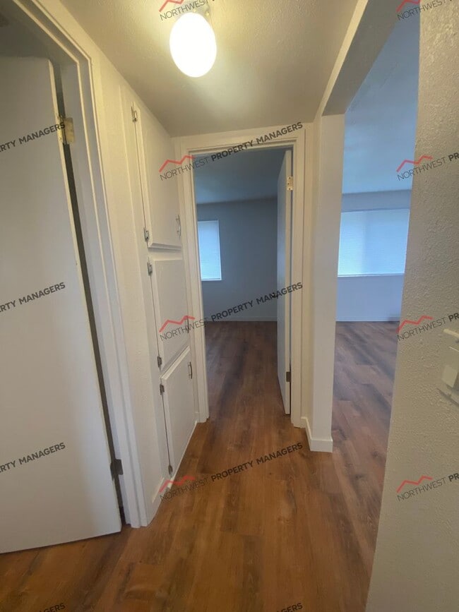 Foto del edificio - 1512 Judd St NE