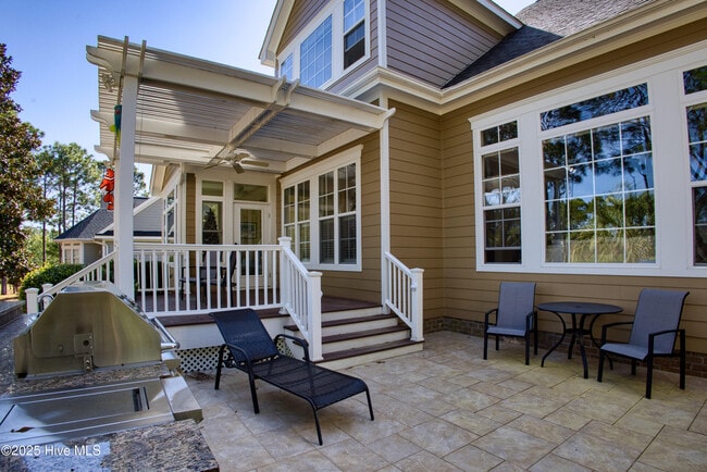 Building Photo - 2686 Medina Ct