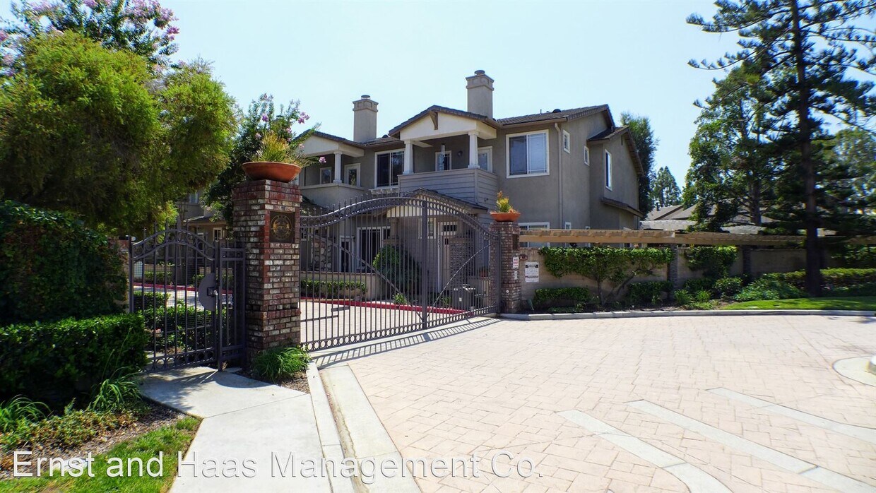 2968 Claremore Ln, Long Beach, CA 90815 House Rental in Long Beach