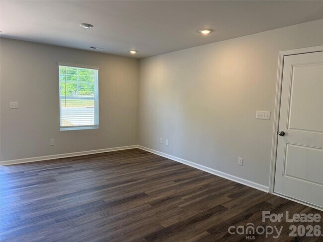 Foto del edificio - 1207 Suncrest Ave