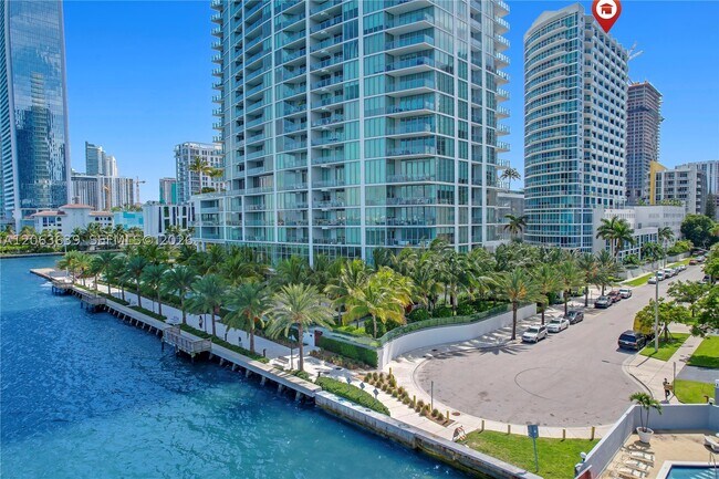 Foto del edificio - 480 NE 30th St