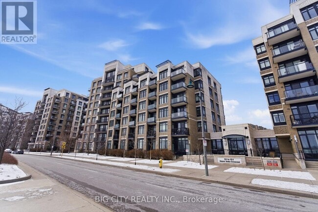 Building Photo - 131 Upper Duke Crescent