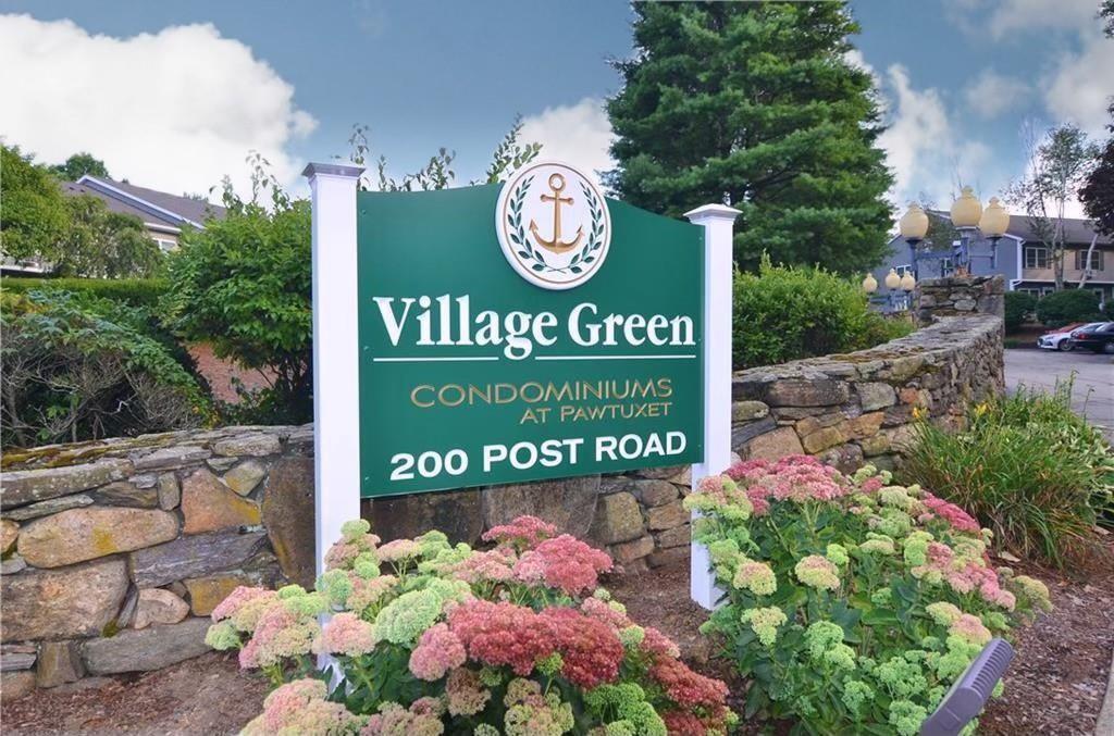 Primary Photo - 200 Post Rd