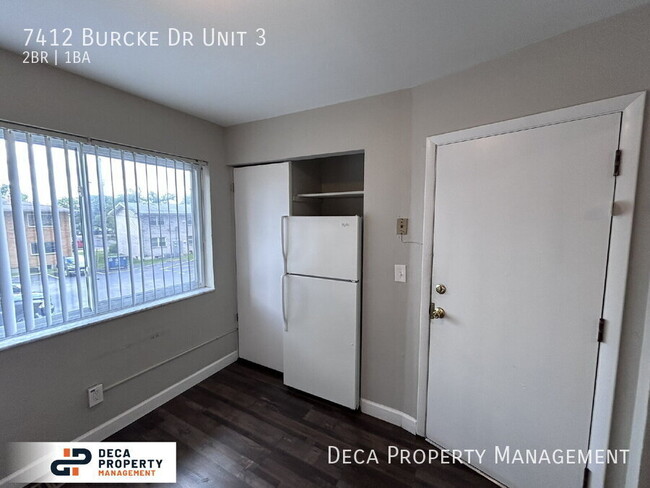 Foto del edificio - 7412 Burcke Dr