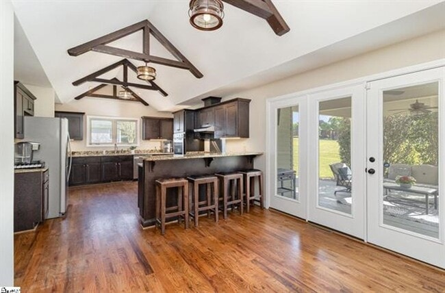 Building Photo - Beautiful Home at the Smithfields Country Club