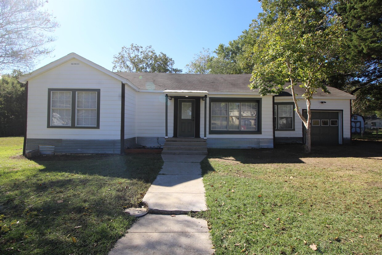 Foto principal - 1015 W Kuykendall St