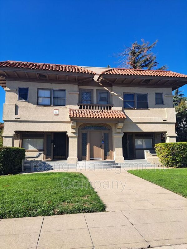 Foto del edificio - 1567 N Wishon Ave