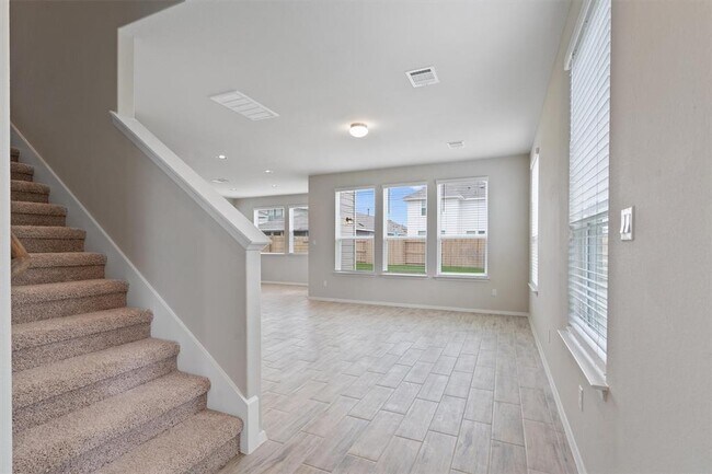 Building Photo - 177 Heather Glen Way