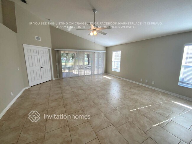 Foto del edificio - 3323 70th Ct E