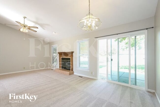 Foto del edificio - 8548 Appleby Ln