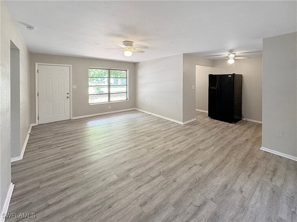 Foto principal - 1881 Edison Ave