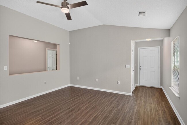 Building Photo - 7118 Preston Pnes Trl