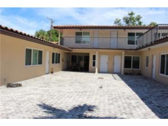 Foto del edificio - 2205 SE 7th St