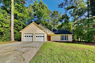 Building Photo - 2442 Country Lake Ln