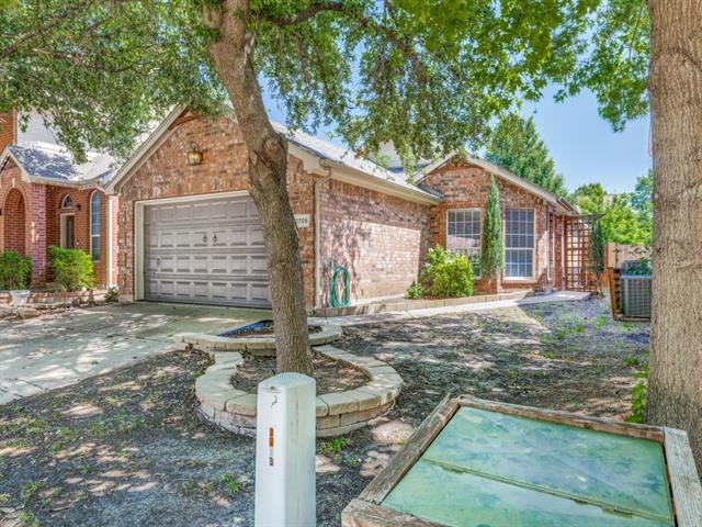 Foto del edificio - 2709 Mountain Lion Dr