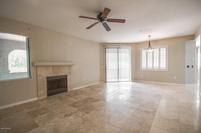 Foto del edificio - 15252 N 100th St