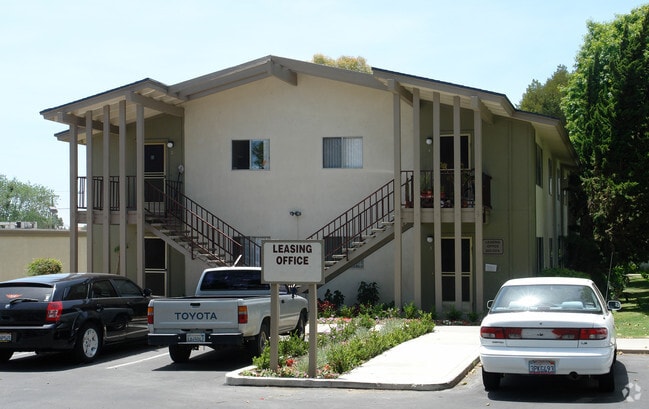 Building Photo - Santa Paula Village Apartments
