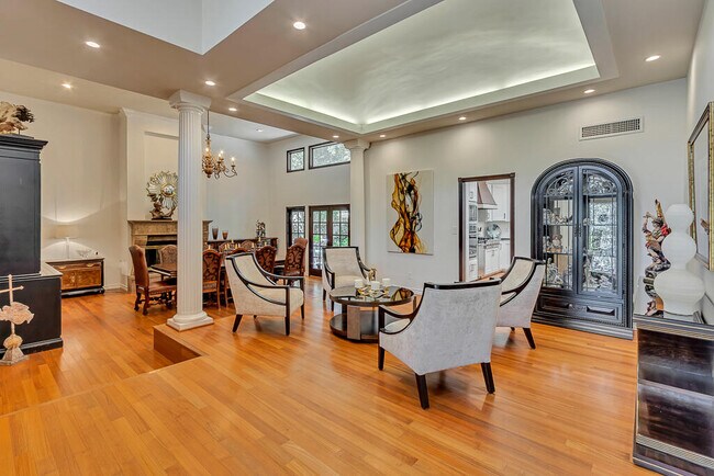 Foto del edificio - 609 Wild Willow Dr