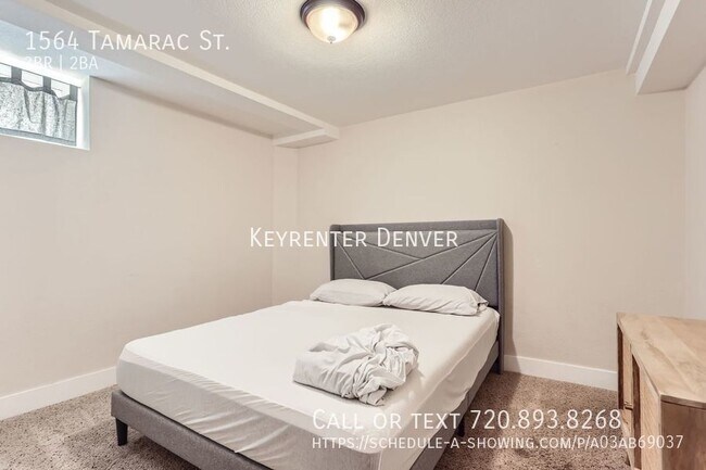 Building Photo - Modern 3-Bedroom Oasis with Solar Savings,...