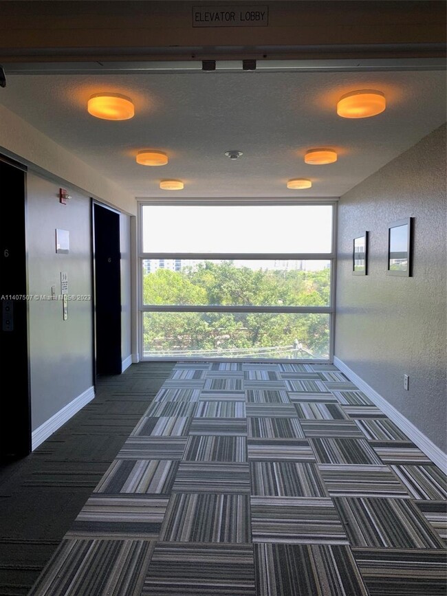 Foto del edificio - 816 NW 11th St
