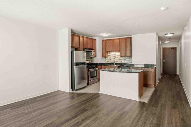 Photo - 579 W Kinzie St Apartment