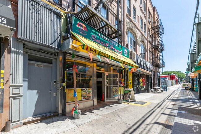 Building Photo - 1639 Broadway