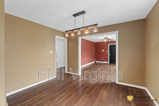 Building Photo - 49 Greeneland Blvd