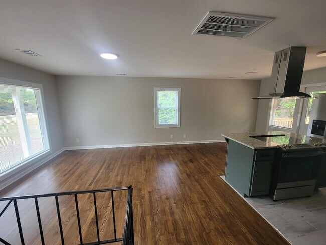 Foto del edificio - 322 N Hicks St