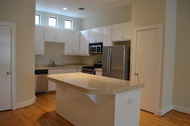 Building Photo - 3501 Link Valley Dr.