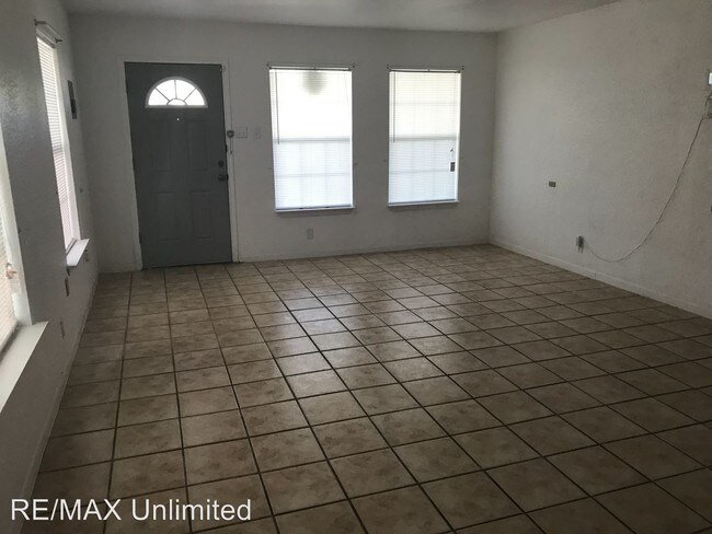 Building Photo - 4 br, 2 bath House - 103 Holy Cross