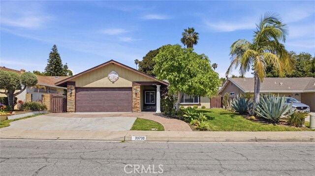 Building Photo - 23732 Aventura
