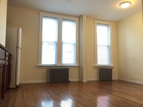 Building Photo - 156 30th St